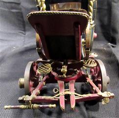ANTIQUE VICTORIAN STYLE CARRIAGE FOR RESTORATION - ANTIQUE CARRIAGE HAS PAINTED